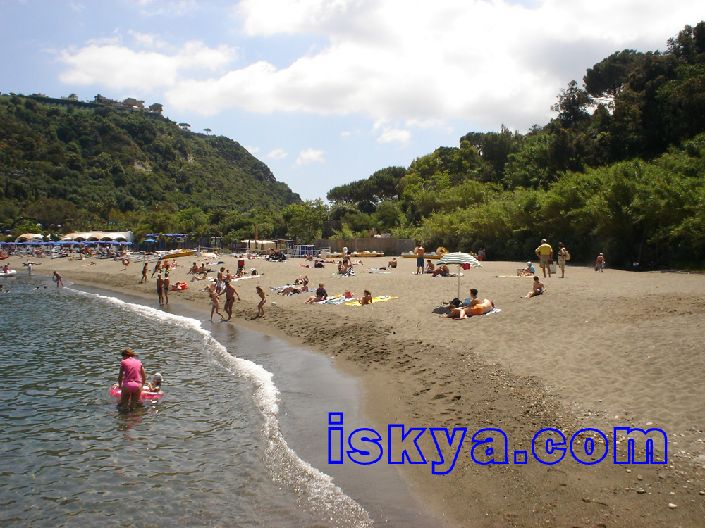 Spiaggia San Montano